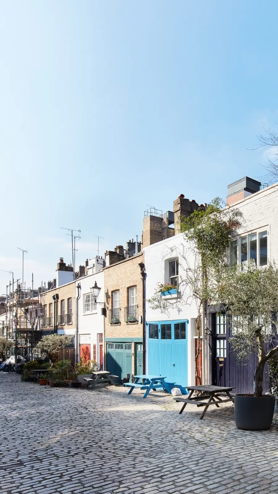 Prettiest Mews in London: Bathurst Mews