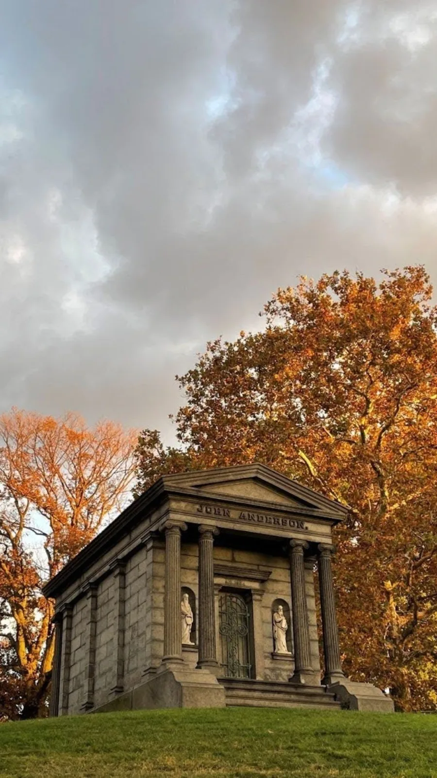 Free Things to Do in Brooklyn NYC: Green-Wood Cemetery