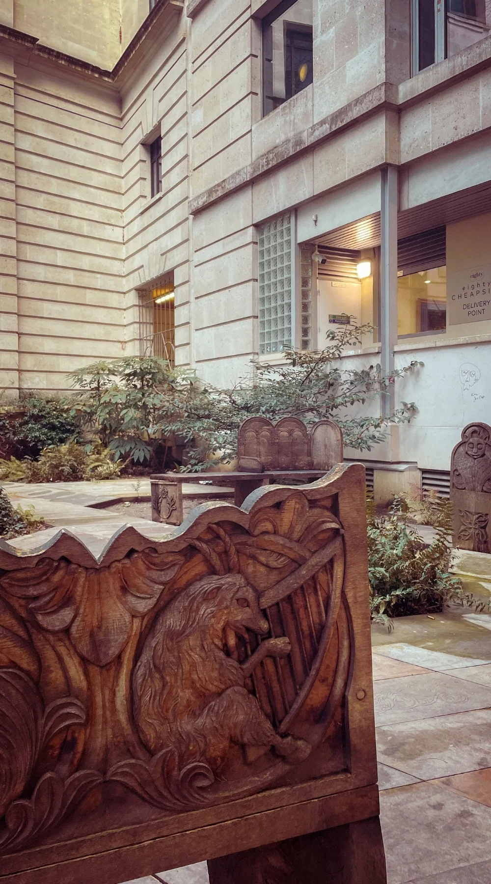 Beautiful Places to Visit in Autumn in London: St Pancras Church Gardens, City of London