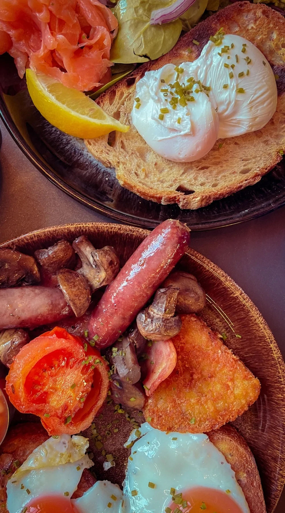 Beautiful Places to Visit in Autumn in London: Get a Filling Halal Full English Breakfast at Grounded