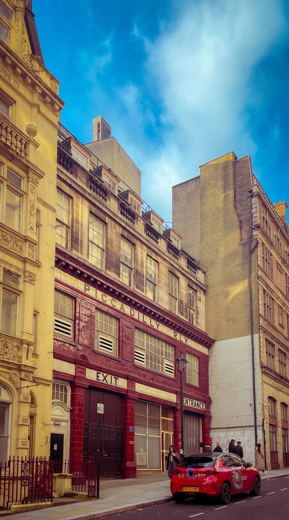 Beautiful Places to Visit in Autumn in London: Abandoned Tube Stations Around Town