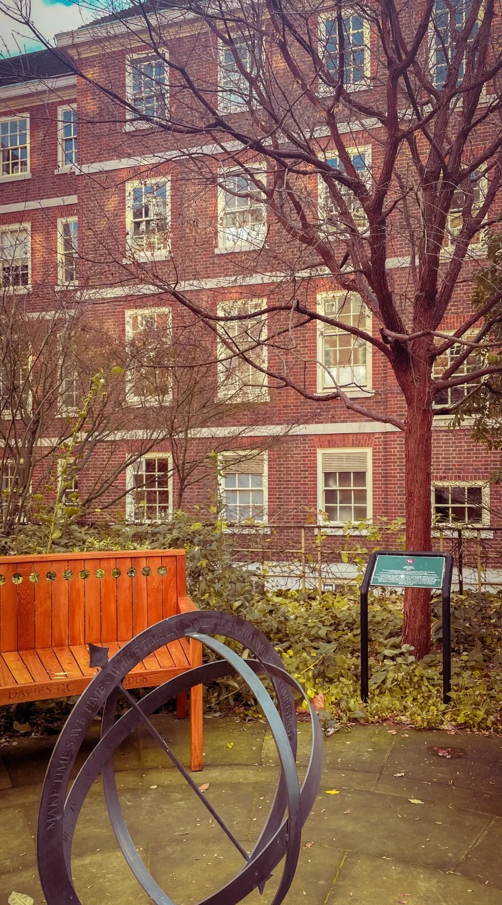 What to Do in Autumn in London: Temple Area, City of London