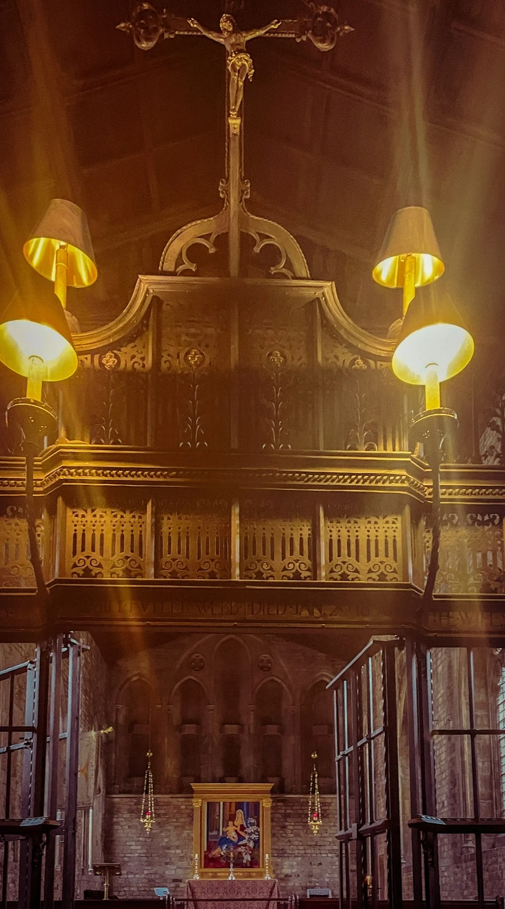 What to Do in Autumn in London: St Bartholomew the Great Church Garden and Cloth Fair
