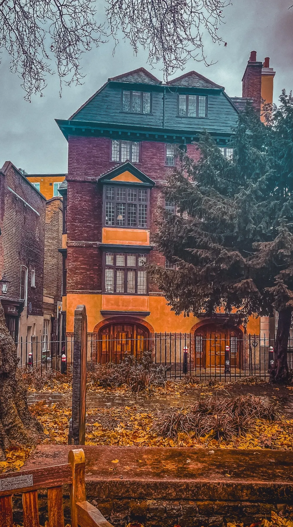 What to Do in Autumn in London: St Bartholomew the Great Church Garden and Cloth Fair