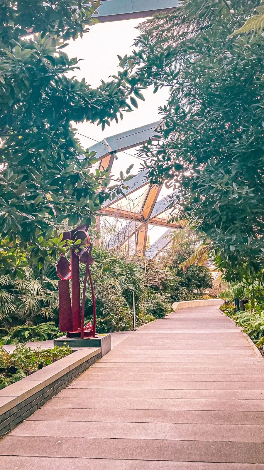 London's Secret Gardens: Crossrail Place Roof Garden, Canary Wharf review - free things to do in east london