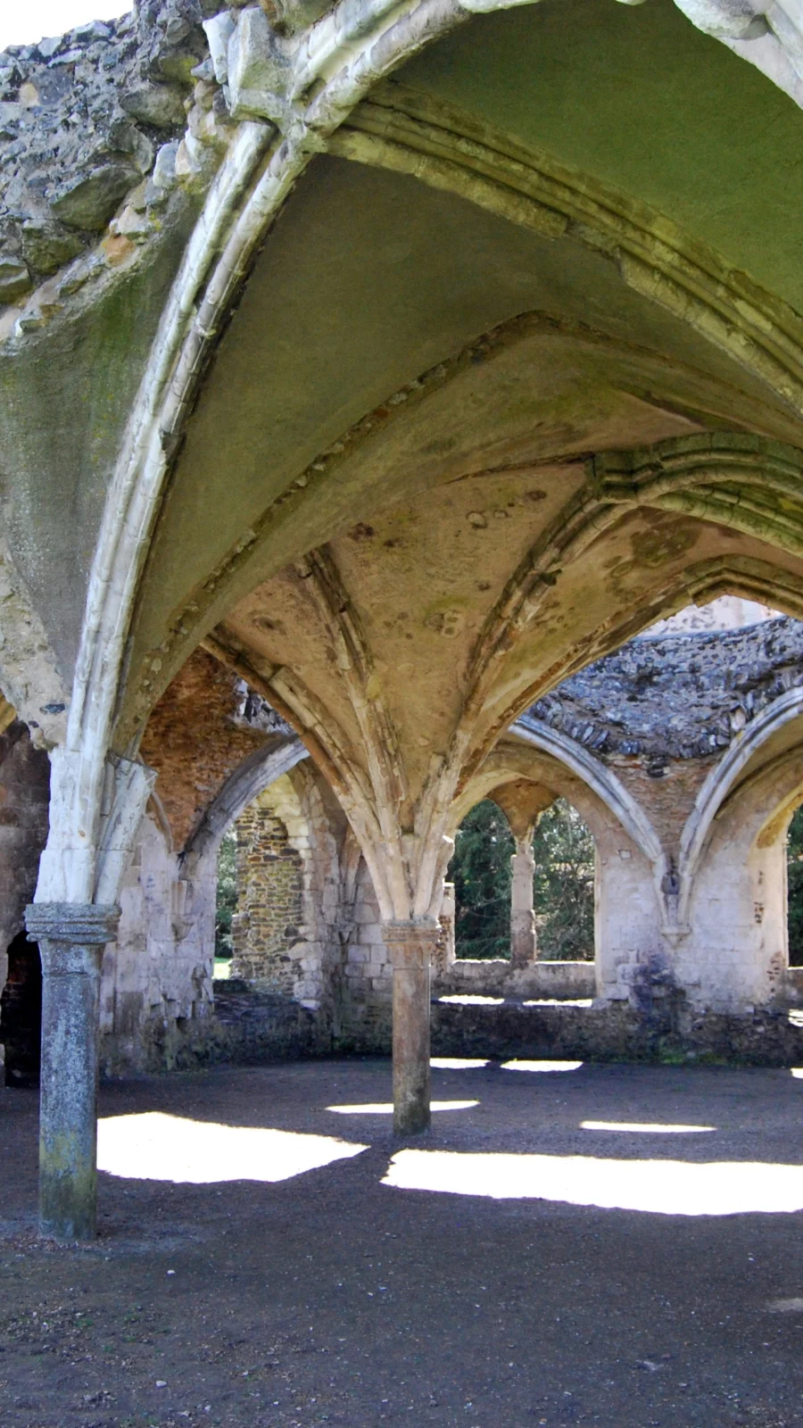 Hidden Peaceful Places Near London: Waverley Abbey