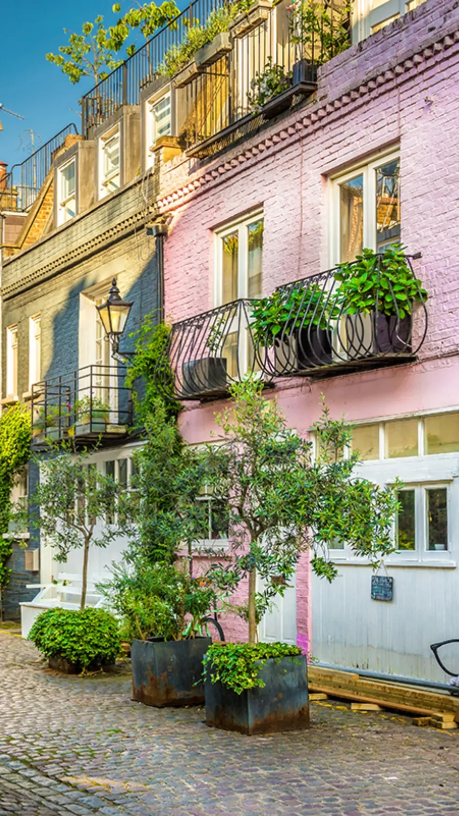 Things to Do in Notting Hill: Wander the Colorful Streets Beyond the Usual