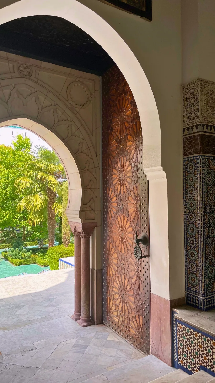 tips How to Visit a Mosque for the First Time as a Non-Muslim etiquette from a practicing muslim