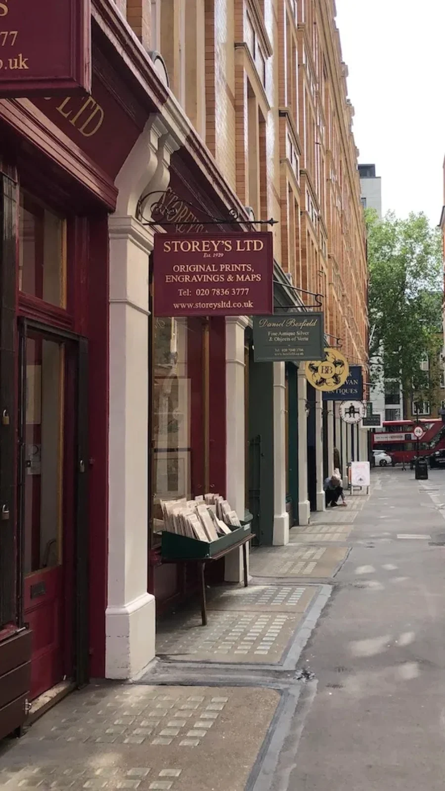 Muslim Friendly London: Cecil Court (Charing Cross Road)