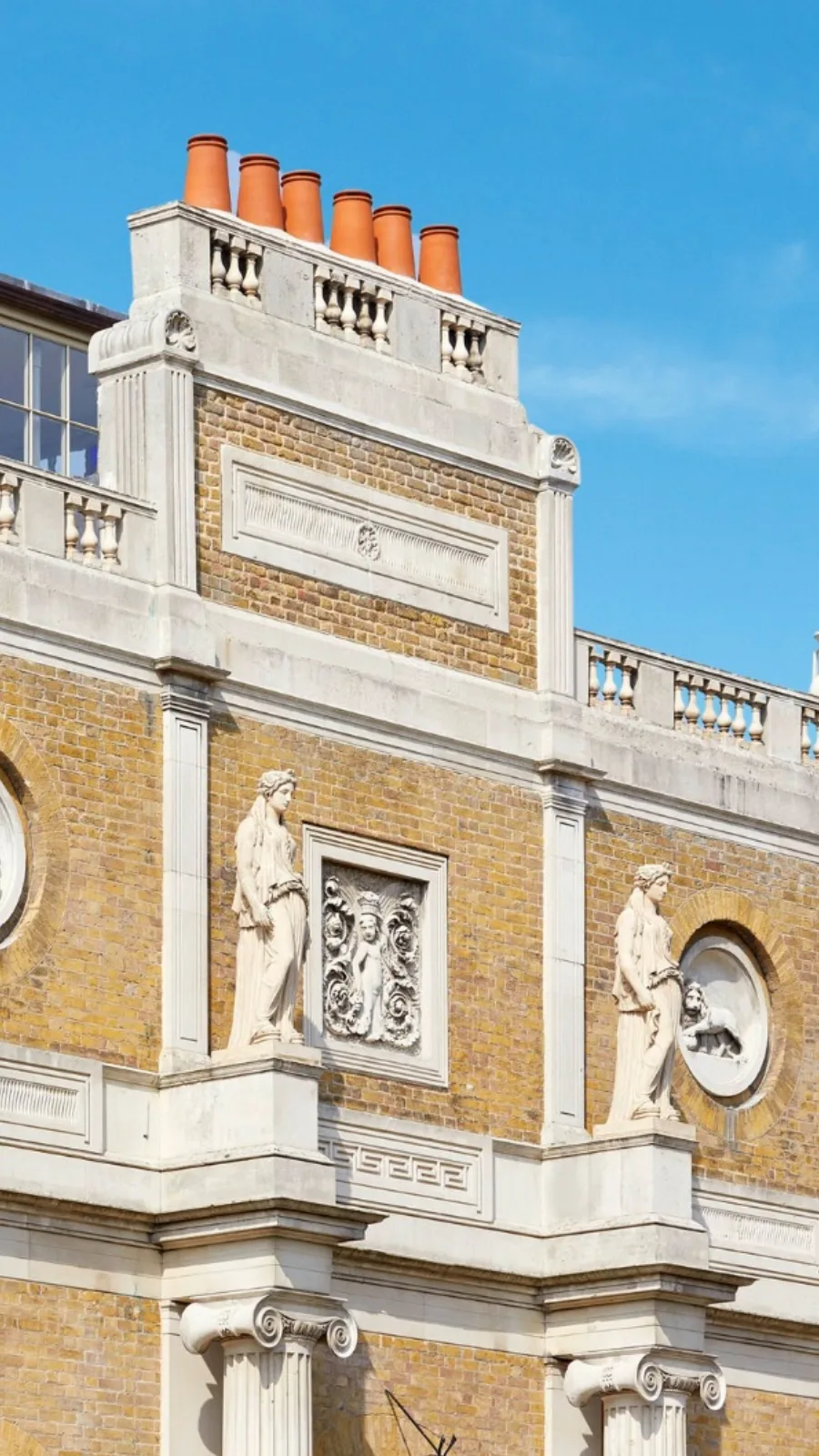 Muslim Friendly London: Pitzhanger Manor & Gallery (Ealing)