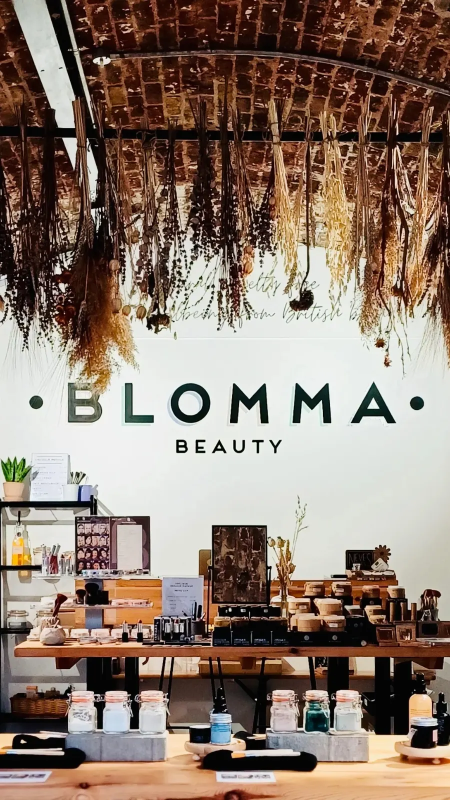 Muslim Friendly London: Blomma Beauty (Islington)