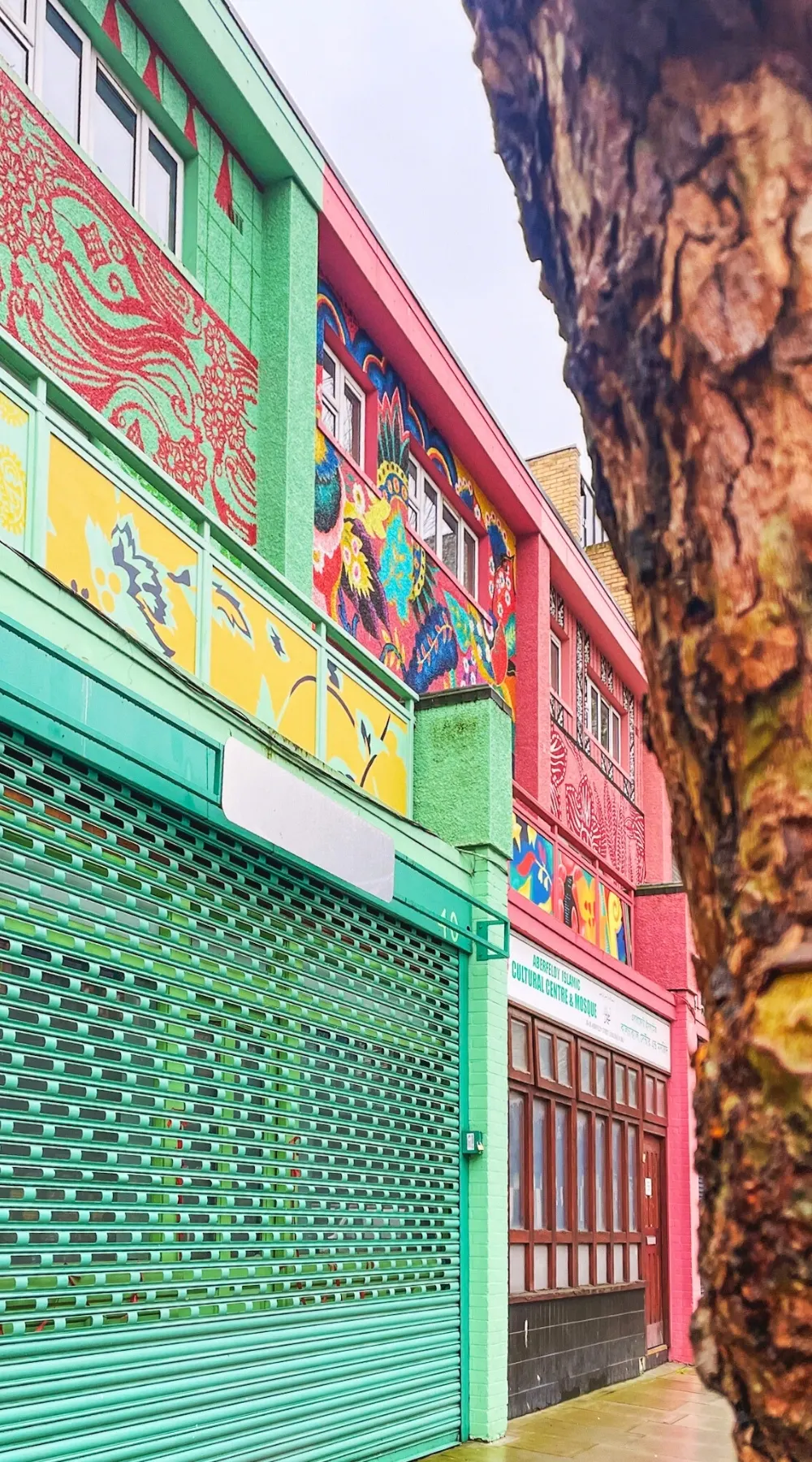 Aberfeldy Street poplar east london hidden gems - most colorful places in london sightseeing - most secret places near canary wharf london travel guide - london colorful streets
