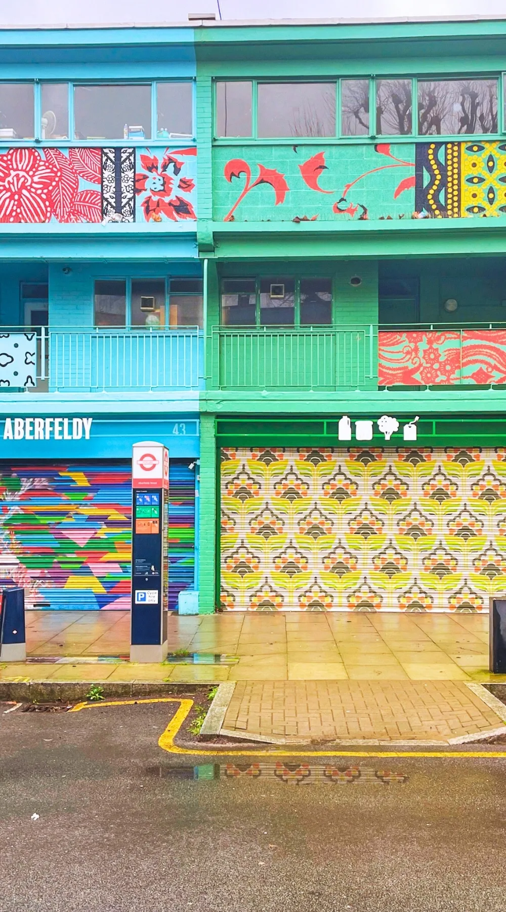 Aberfeldy Street poplar east london hidden gems - most colorful places in london sightseeing - most secret places near canary wharf london travel guide - london colorful streets