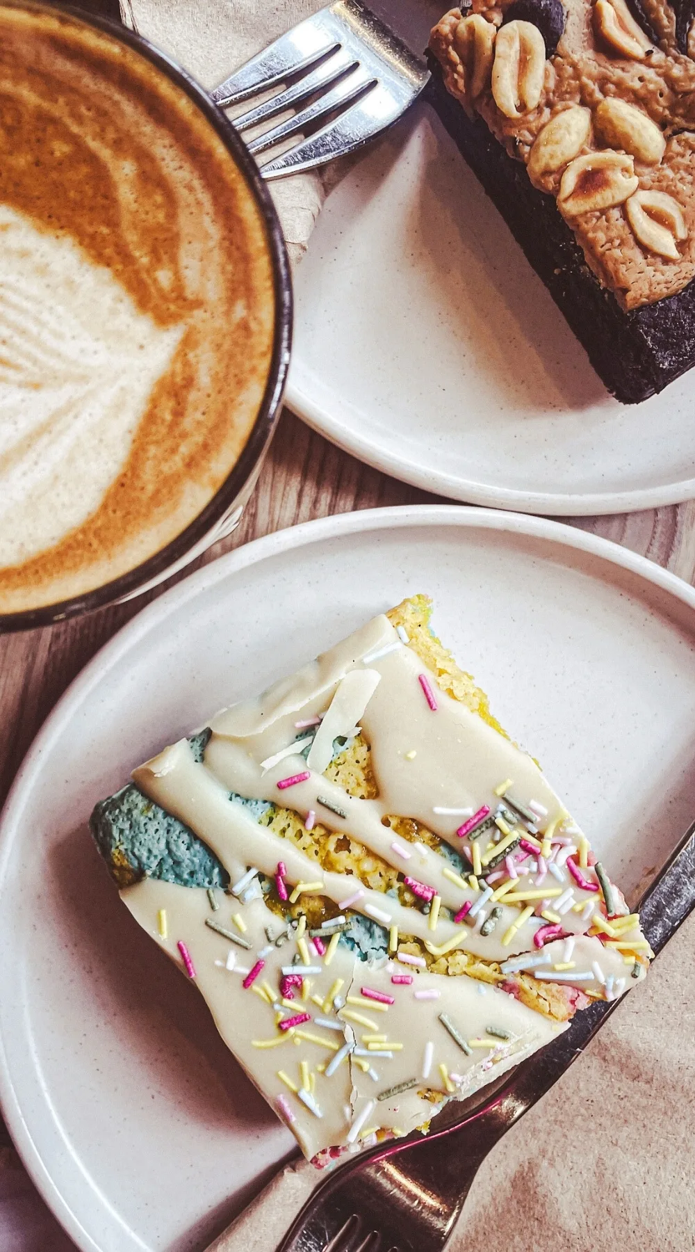 The Vaults Collective, A Magical Secret Cafe and Plant Shop - la mouche bakery - ivy and the wolf crystal palace - the vaults collective review london - best vegan cafes in london bakeries