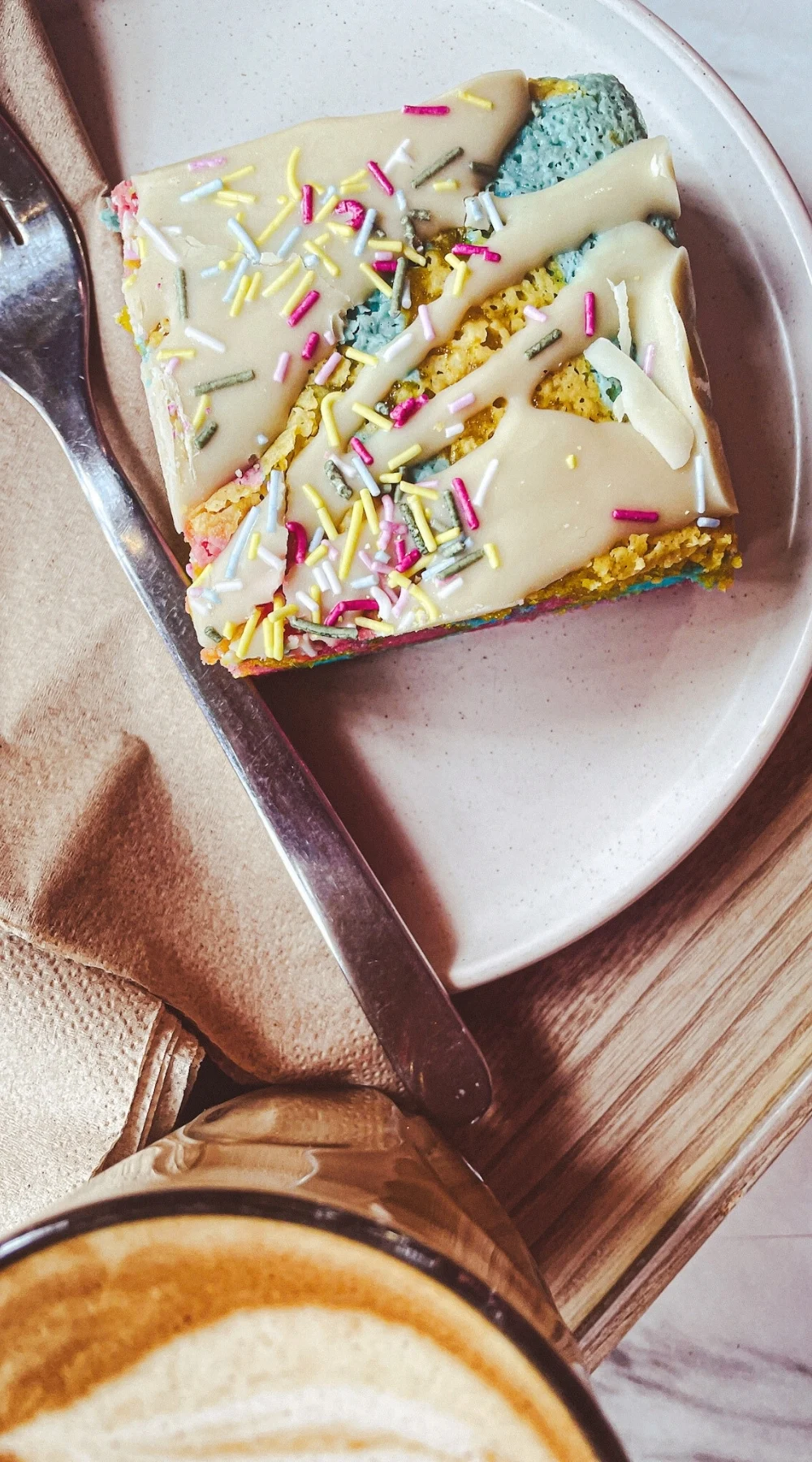 The Vaults Collective, A Magical Secret Cafe and Plant Shop - la mouche bakery - ivy and the wolf crystal palace - the vaults collective review london - best vegan cafes in london bakeries