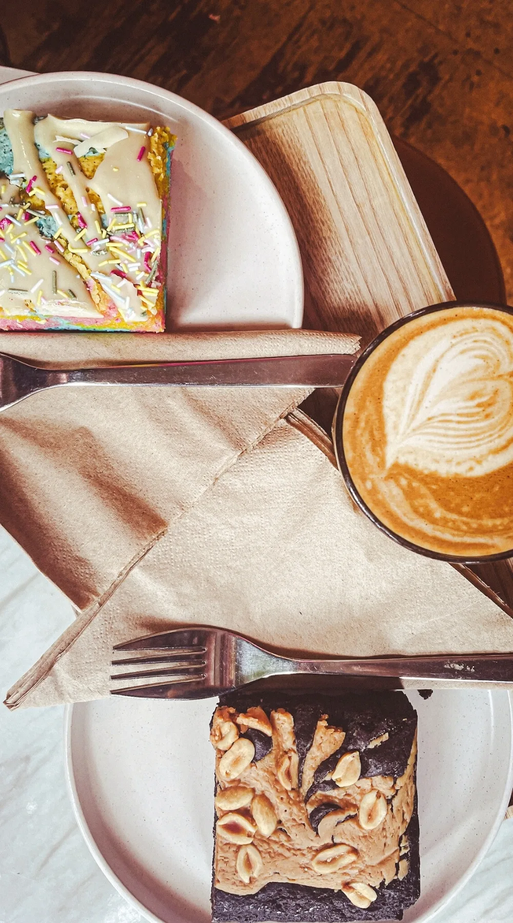 The Vaults Collective, A Magical Secret Cafe and Plant Shop - la mouche bakery - ivy and the wolf crystal palace - the vaults collective review london - best vegan cafes in london bakeries