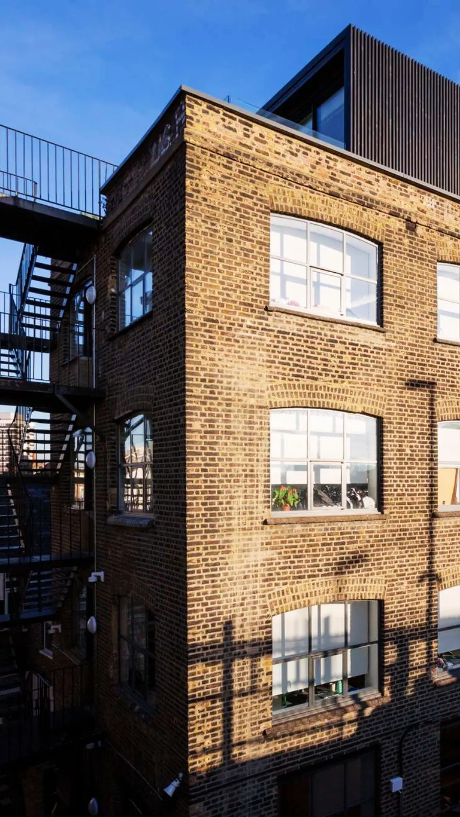 Old Industrial Neighborhoods in London: Camden and Kentish Town - Pianos, Ice, and Railway Sidings