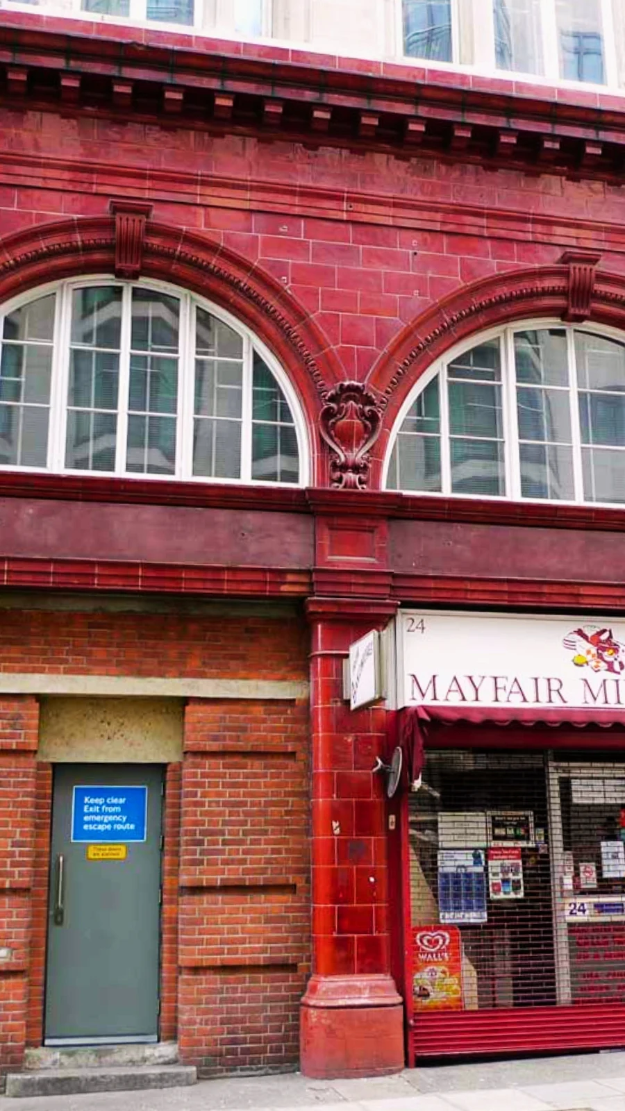 Old Disused Stations in London: Down Street Station (Mayfair)