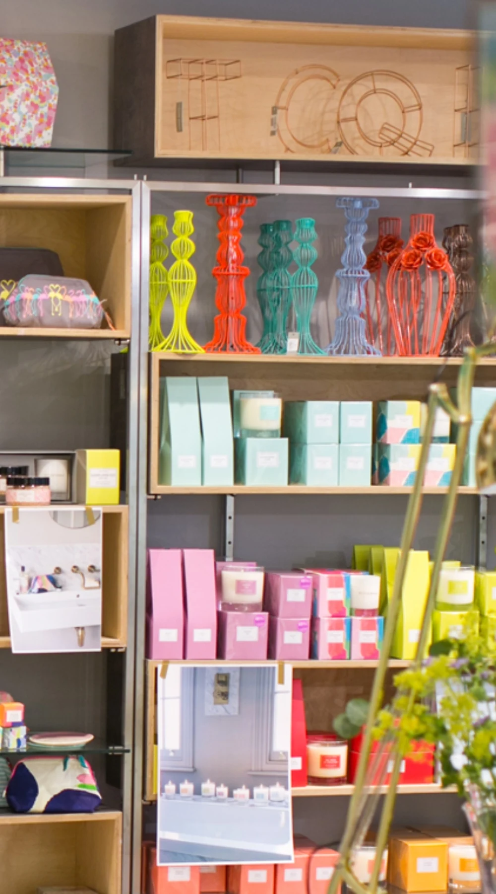 Ultimate London Travel Guide: The Best Shops, Shopping Areas and Streets