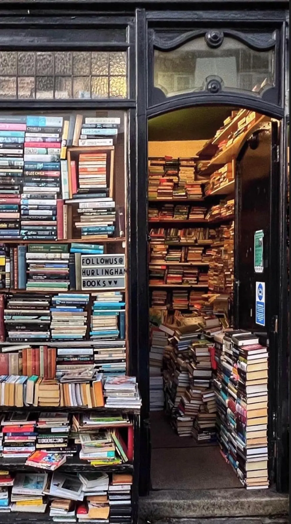 Hurlingham Books - Putney Bridge (District Line, one stop before Wimbledon)
