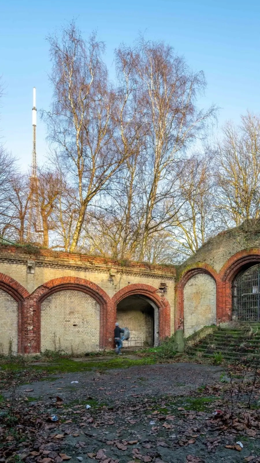 Abandoned Places in London: Crystal Palace Station