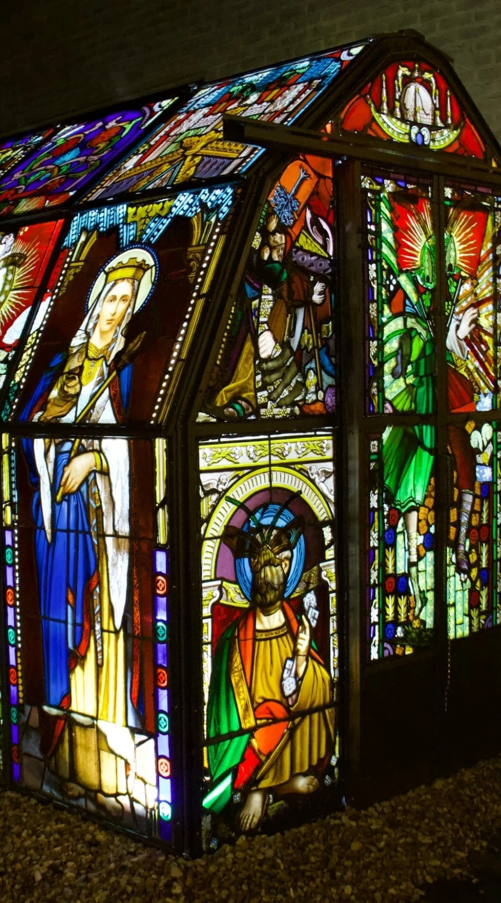 Stained Glass in London: Sacr&eacute; Blur Greenhouse, Porchester Place