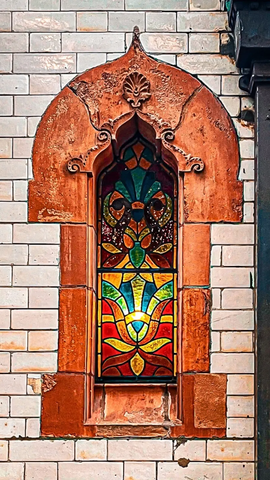 most secret places in london victorian bathhouse photos history near st botolph bishopsgate church - unique places to visit in london off the beaten path - things to do near liverpool street and city of london - most colorful places in london aesthetic architecture
