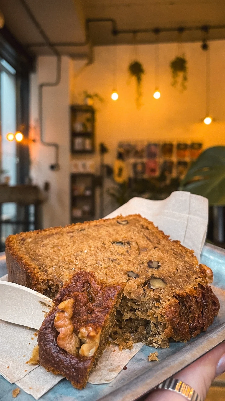 Central London's Cute Cafes: Press Coffee Co Review chancery lane - best coffee shops in city of london - rustic cafes in london - colorful lattes in london - best banana bread in london - best brownies in london - fleet street coffee shop