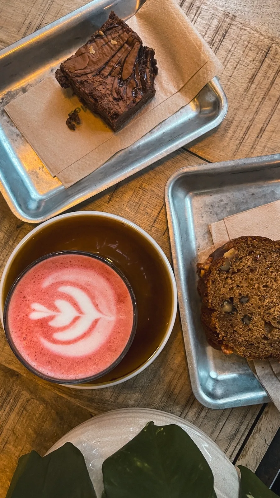 Central London's Cute Cafes: Press Coffee Co Review chancery lane - best coffee shops in city of london - rustic cafes in london - colorful lattes in london - best banana bread in london - best brownies in london - fleet street coffee shop