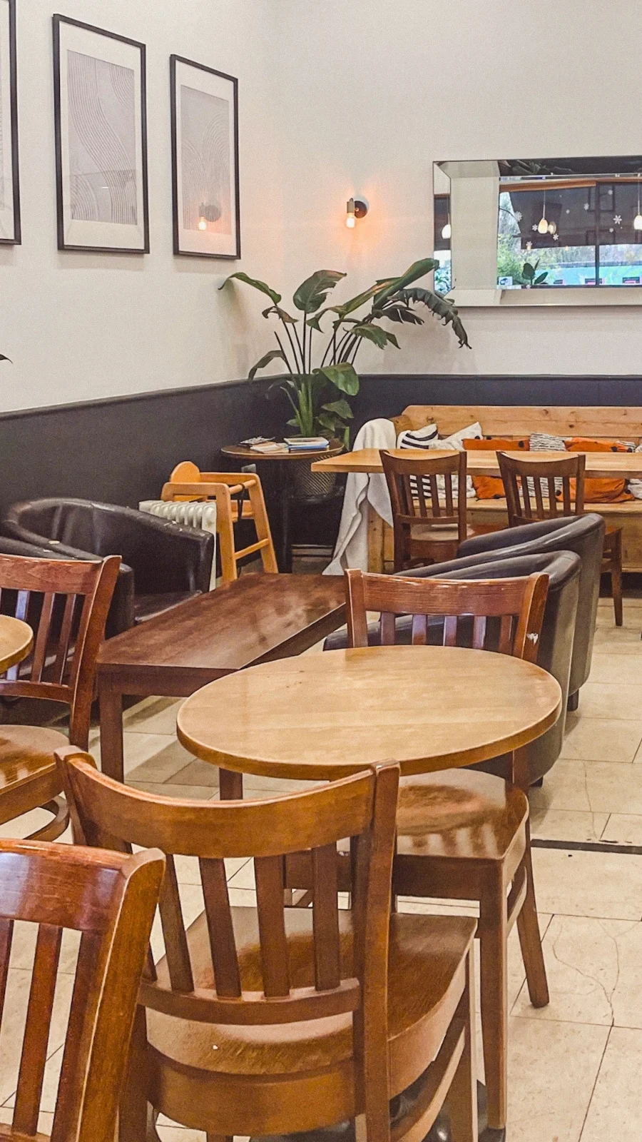 secret cafes in london food guide - london nest deli willesden green review photos menu - best breakfast in london cinnamon buns, muffins, banana bread - must eat places in london travel guide