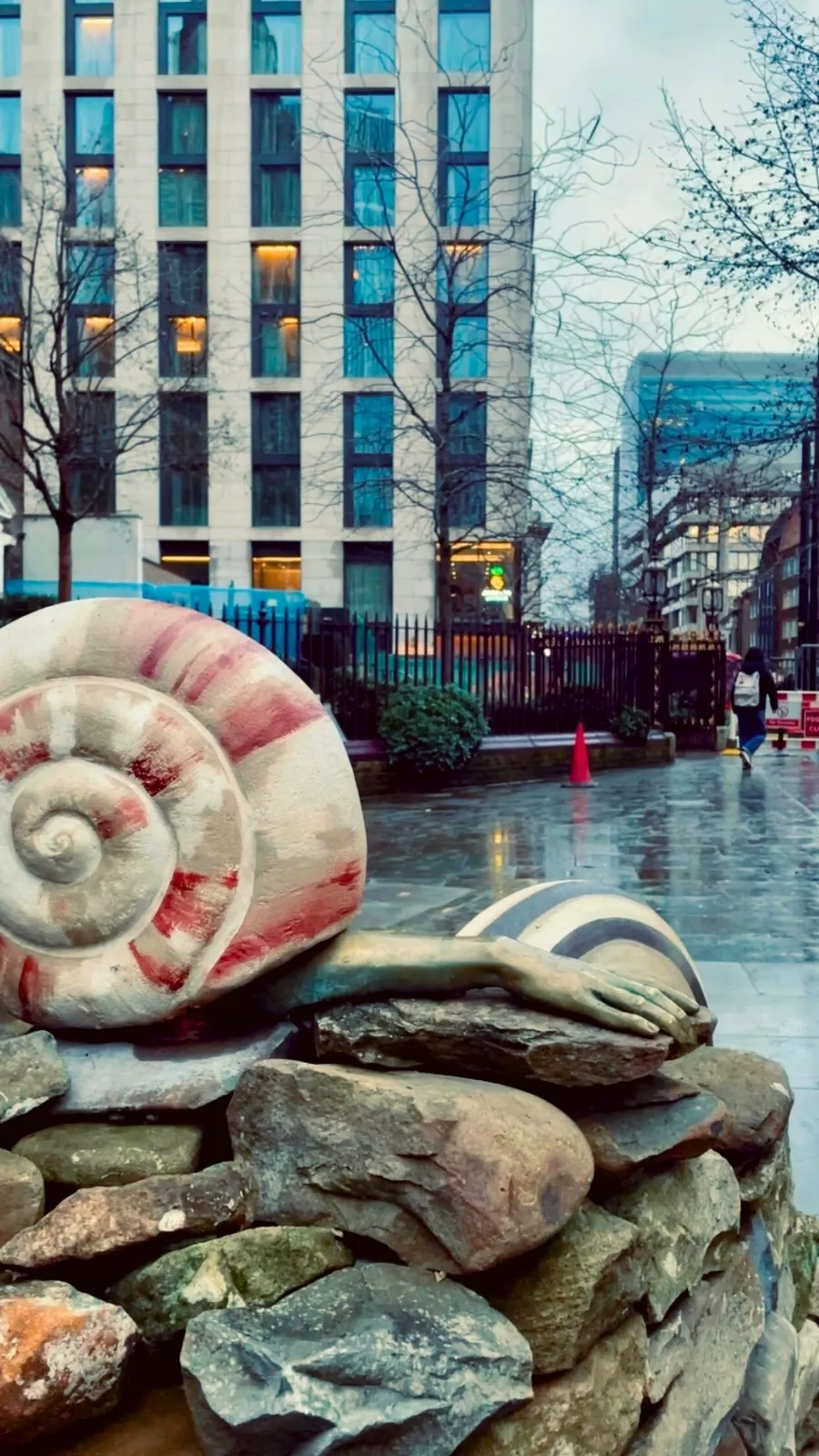London's Secret Sculptures: Earthing by Jocelyn McGregor - best hidden gems in london aldgate travel guide - hidden statues in london - strange places in london bucket list