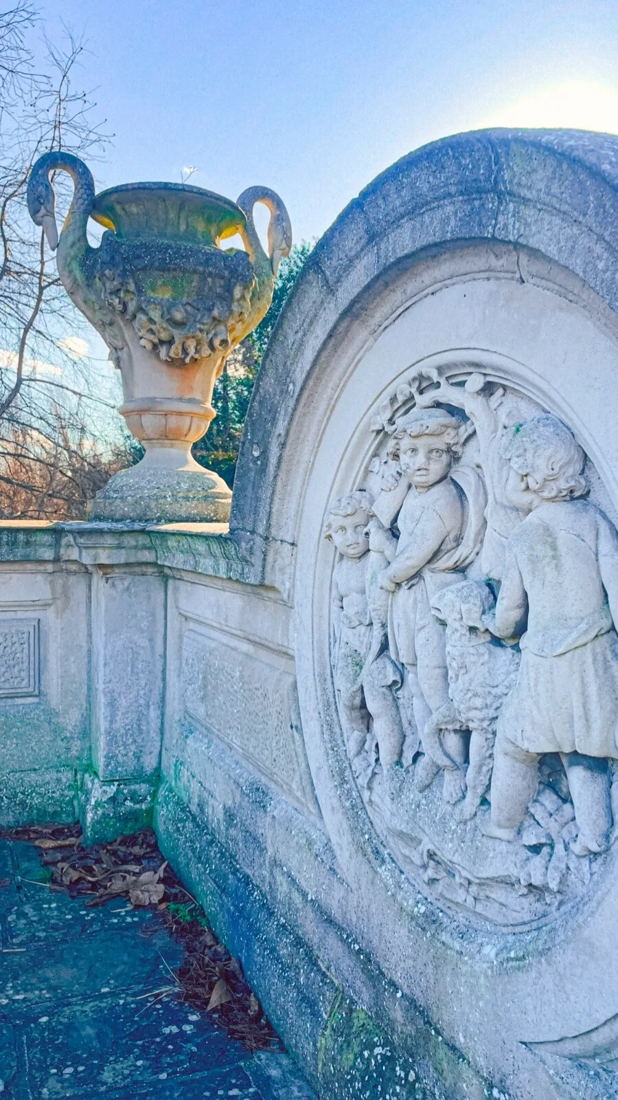 most secret gardens in london italian gardens kensington gardens photos - best photo spots in london - best places to visit in london spring summer - beautiful sculptures in london travel guide - free things to do in london off the beaten path bayswater
