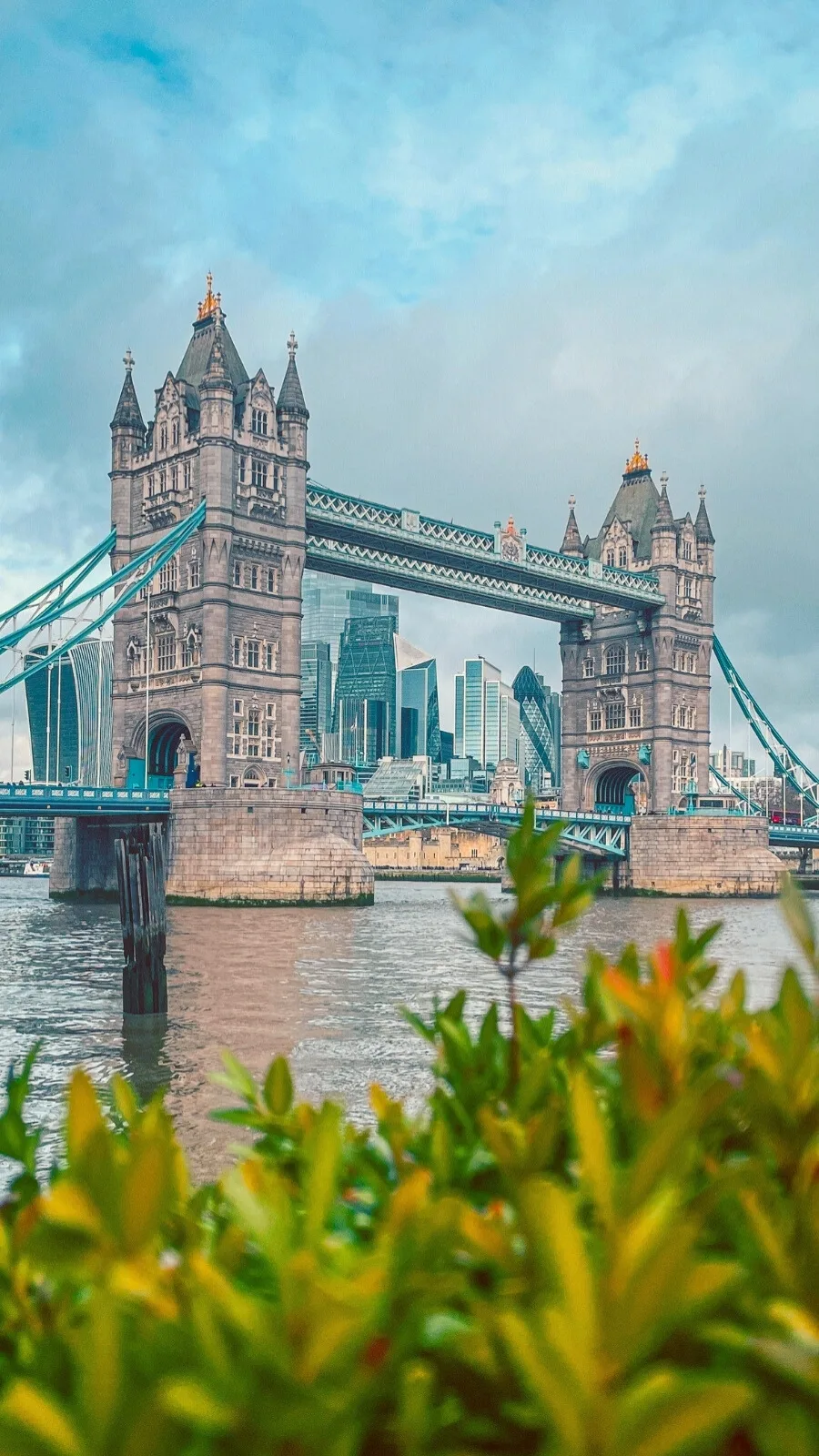 What to See Along the Thames Path: 5 Old Places to Tread in london history bucket list travel guide - secret places in london hidden gems - maritime neighborhoods london 