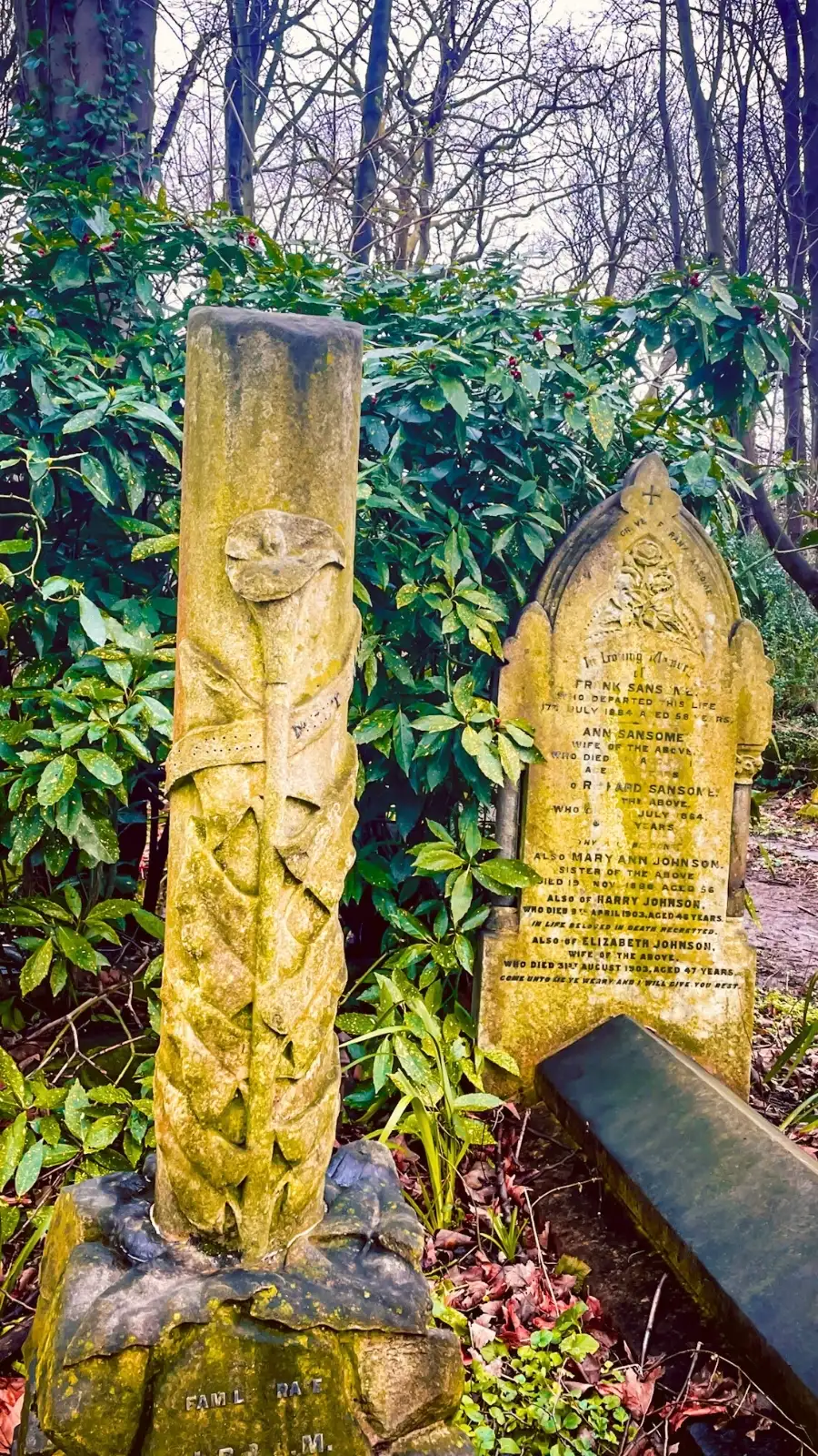 how to visit tower hamlets cemetery park east london mile end photos - victorian magnificent seven cemeteries in london - free things to do in london off the beaten path autumn spring - nature in london - beautiful sculptures in london
