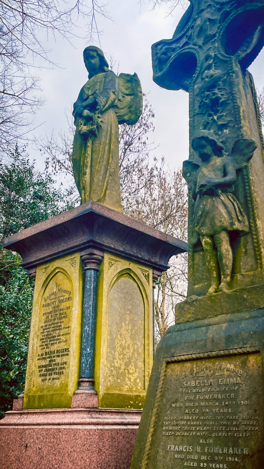 how to visit tower hamlets cemetery park east london mile end photos - victorian magnificent seven cemeteries in london - free things to do in london off the beaten path autumn spring - nature in london - beautiful sculptures in london