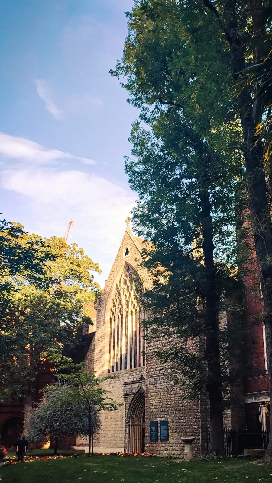 how to visit mount street gardens in mayfair hidden gem london travel guide - secret gardens in central london with hidden church - free things to do in london off the beaten path