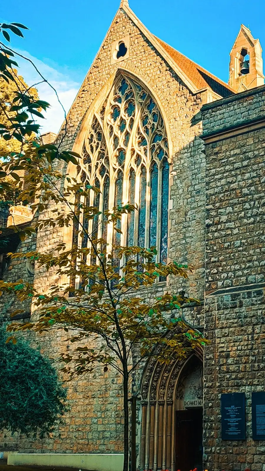 how to visit mount street gardens in mayfair hidden gem london travel guide - secret gardens in central london with hidden church - free things to do in london off the beaten path