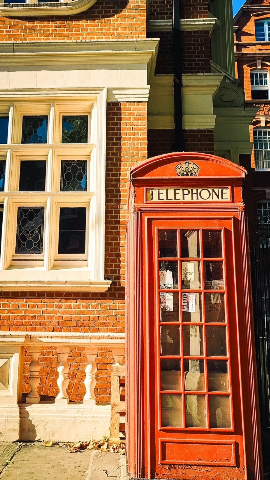 how to visit mount street gardens in mayfair hidden gem london travel guide - secret gardens in central london with hidden church - free things to do in london off the beaten path