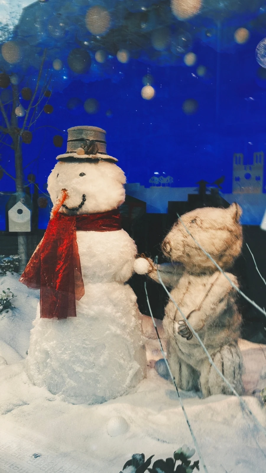 Best Christmas Decorations in Paris: BHV, Department Stores and Shops