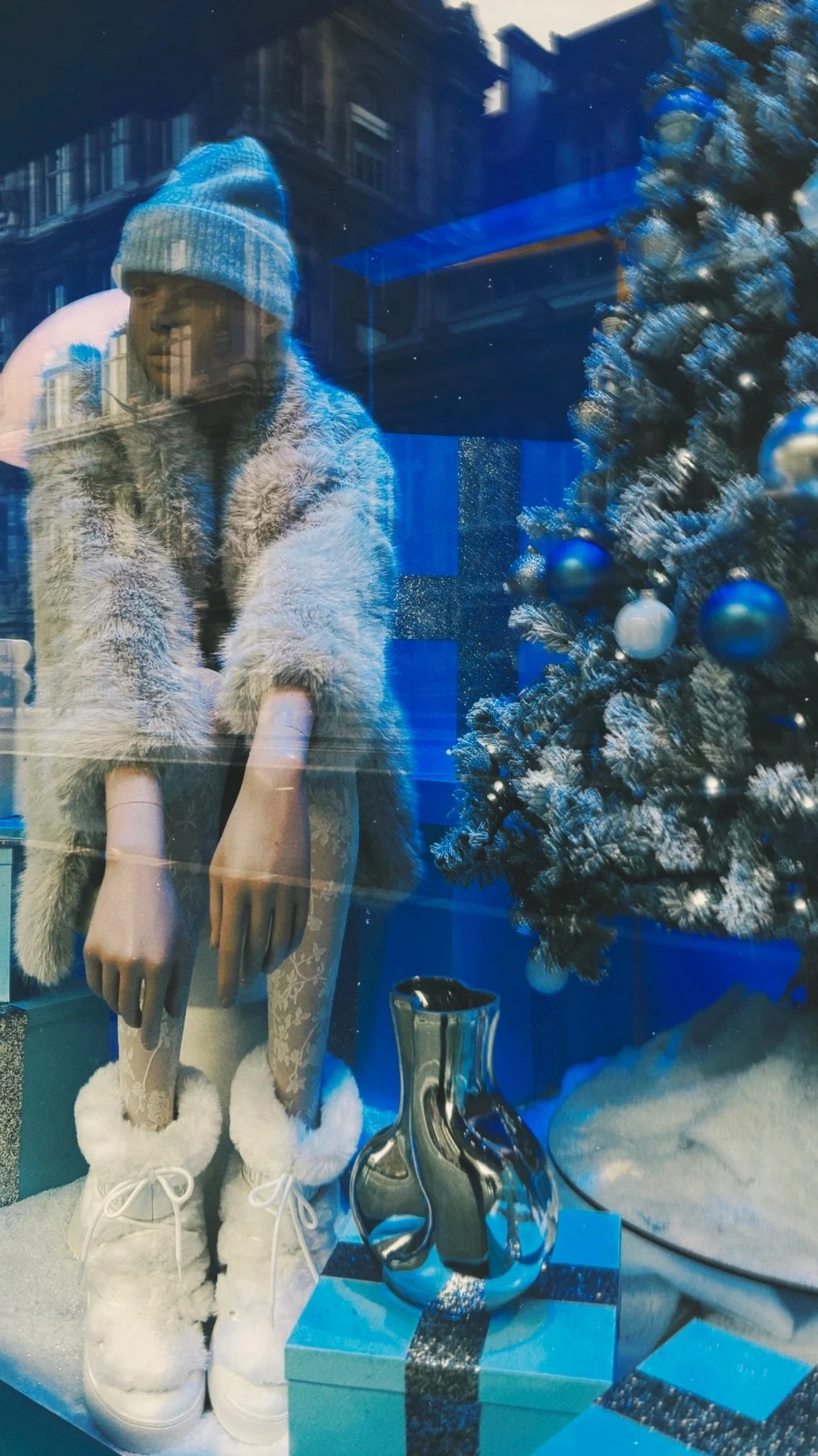 Best Christmas Decorations in Paris: BHV, Department Stores and Shops
