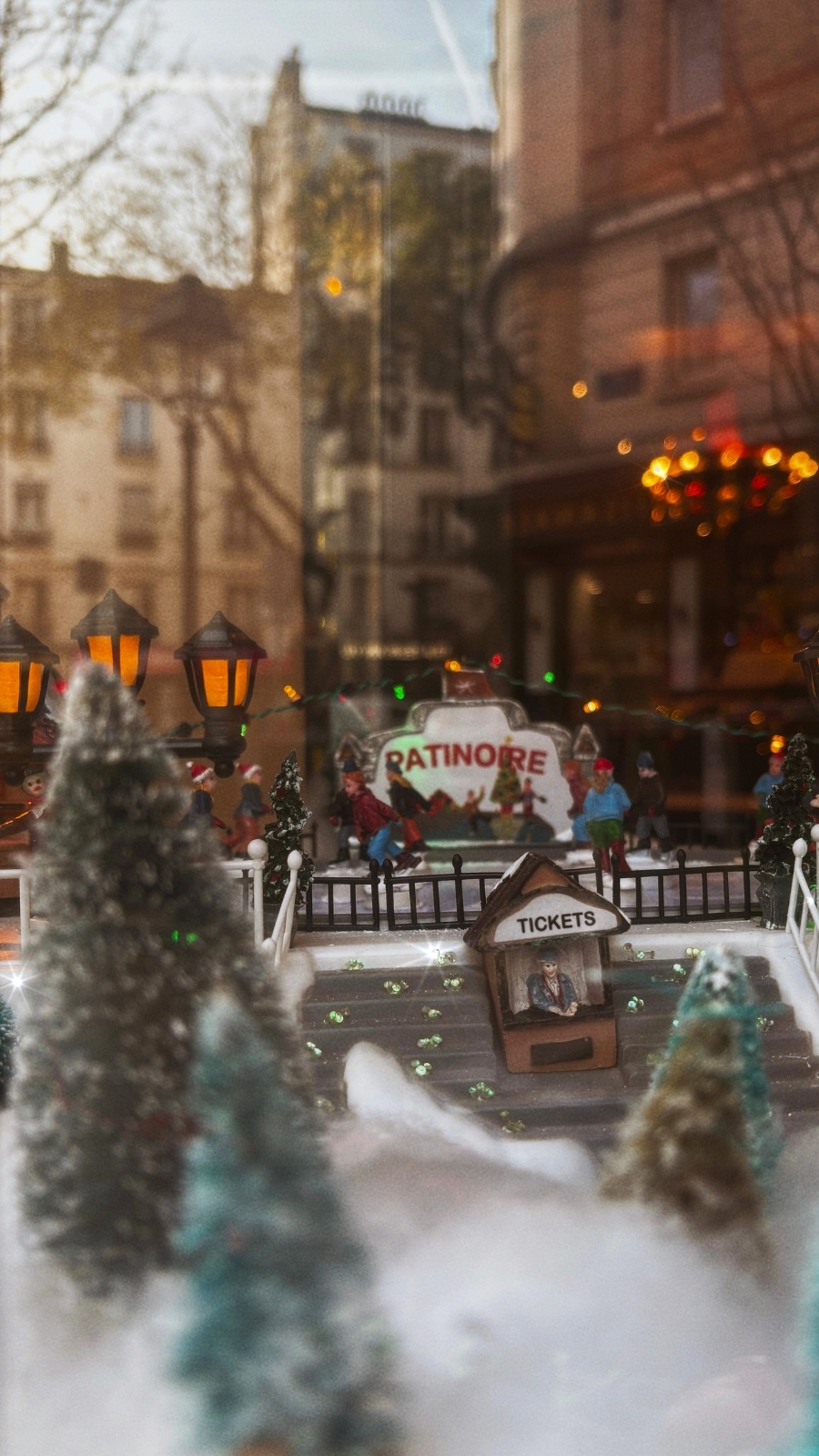 Best Christmas Decorations in Paris: Butte aux Cailles