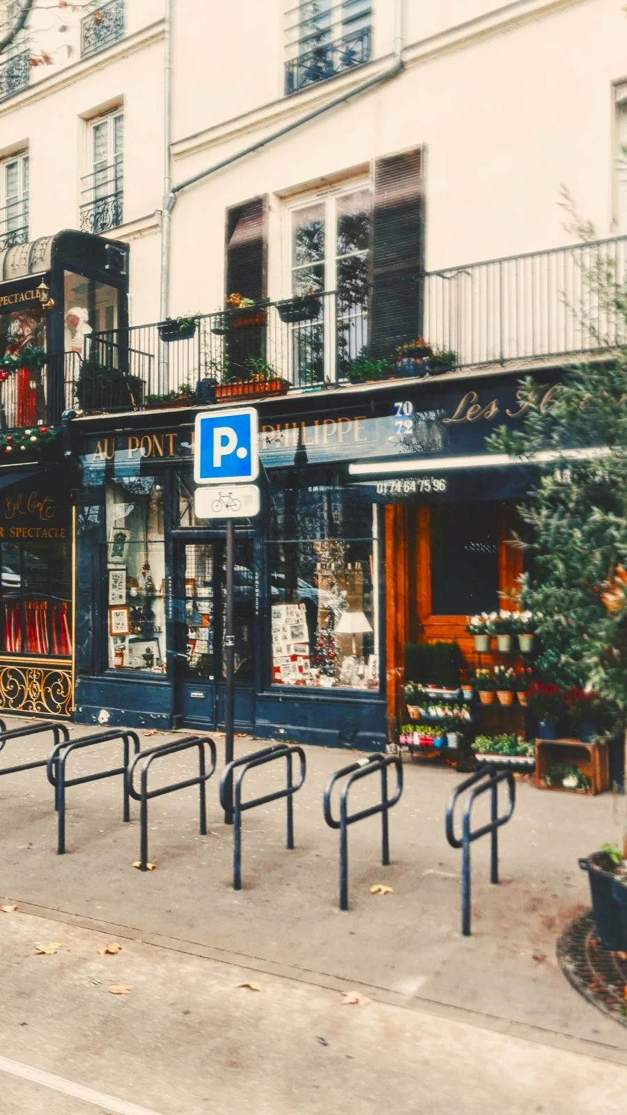 Best Christmas Decorations in Paris: BHV, Department Stores and Shops