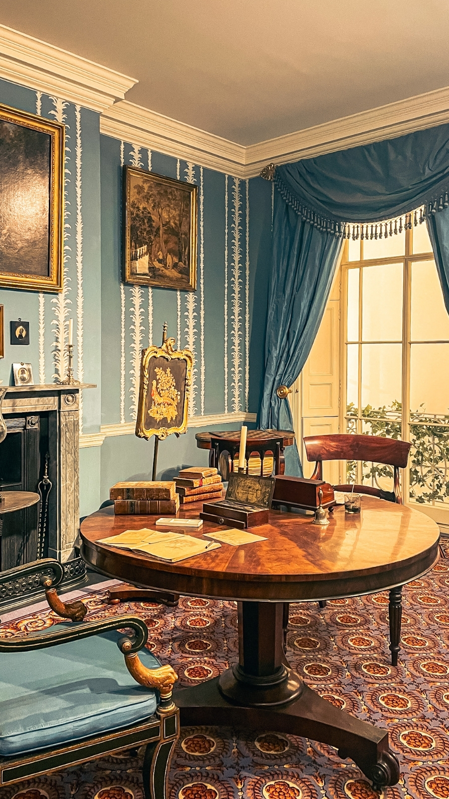 A Drawing Room in 1830, Museum of the Home, Hoxton london