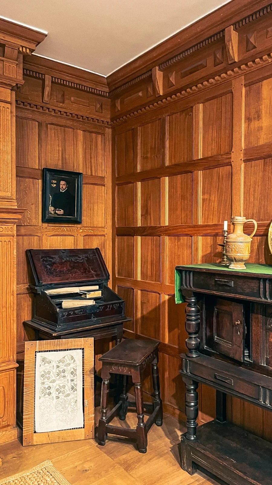 A Hall in 1630, Museum of the Home, Hoxton