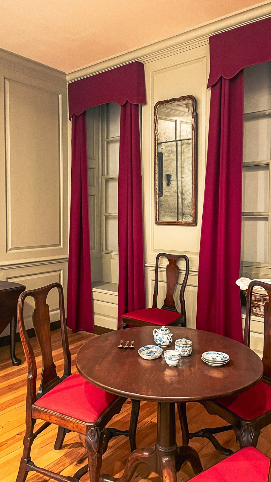 A parlour in 1745, Museum of the Home, Hoxton
