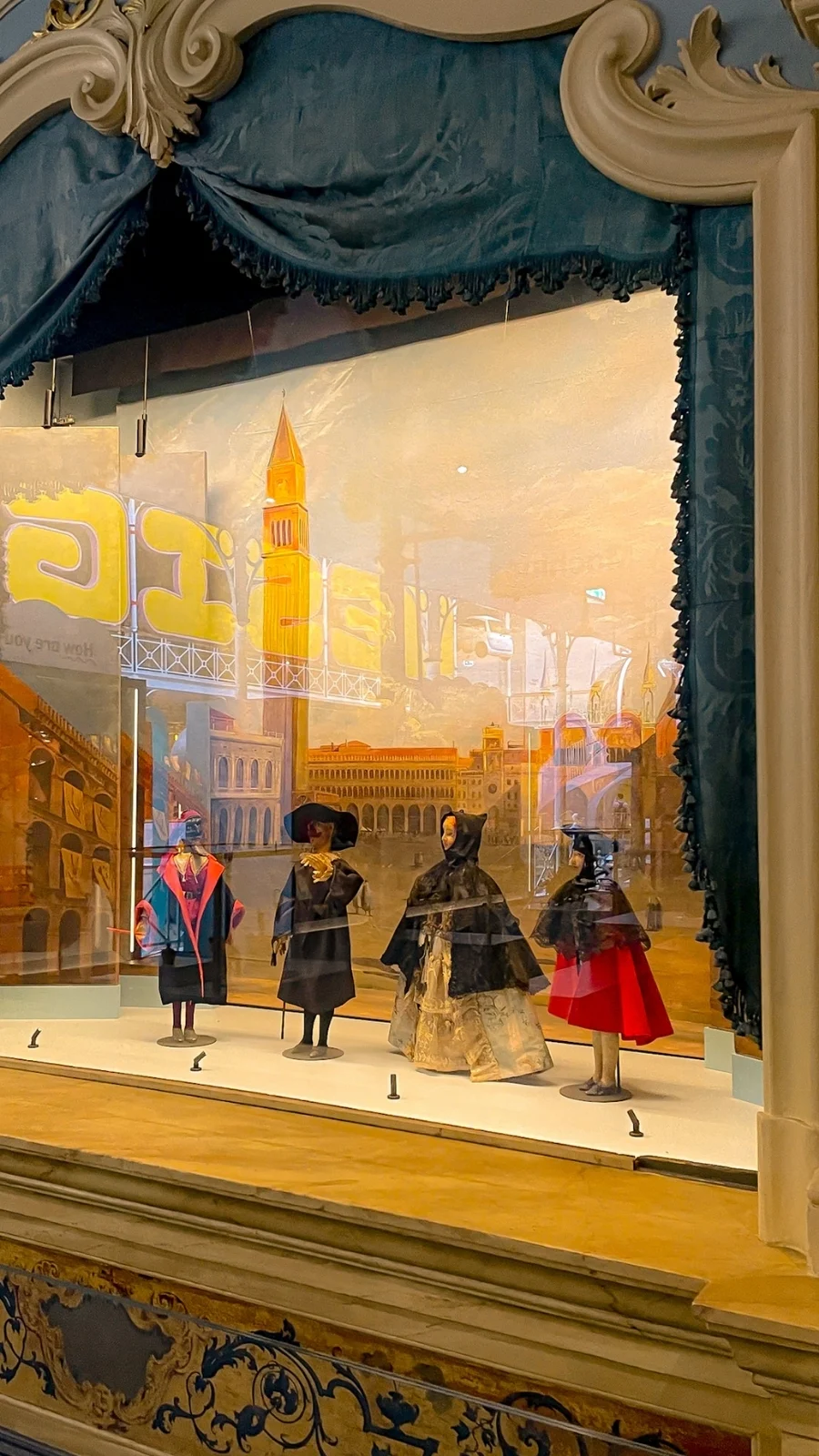 Young V&A Museum, London Photo Gallery