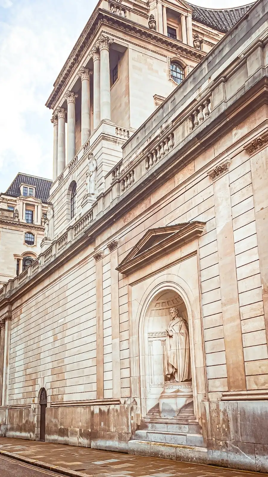 City of London's Tivoli Corner, a Neoclassical Hidden Gem - most secret places in london historical sites - free things to do in london travel guide bucket list 