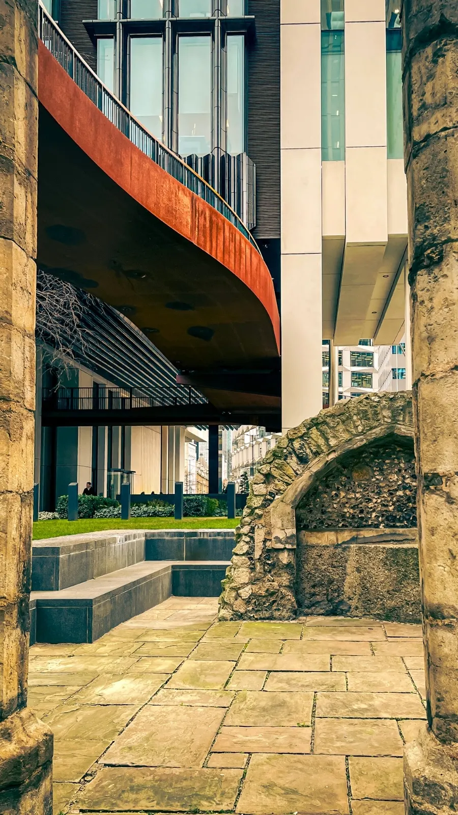 London's Hidden St Alphage Garden: Church Ruins in the City of london travel guide - most secret places in london off the beaten path bucket list - historical sites in london - secret photo spots