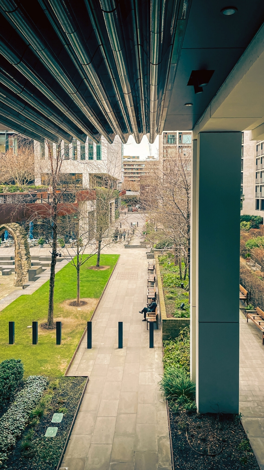 London's Hidden St Alphage Garden: Church Ruins in the City of london travel guide - most secret places in london off the beaten path bucket list - historical sites in london - secret photo spots