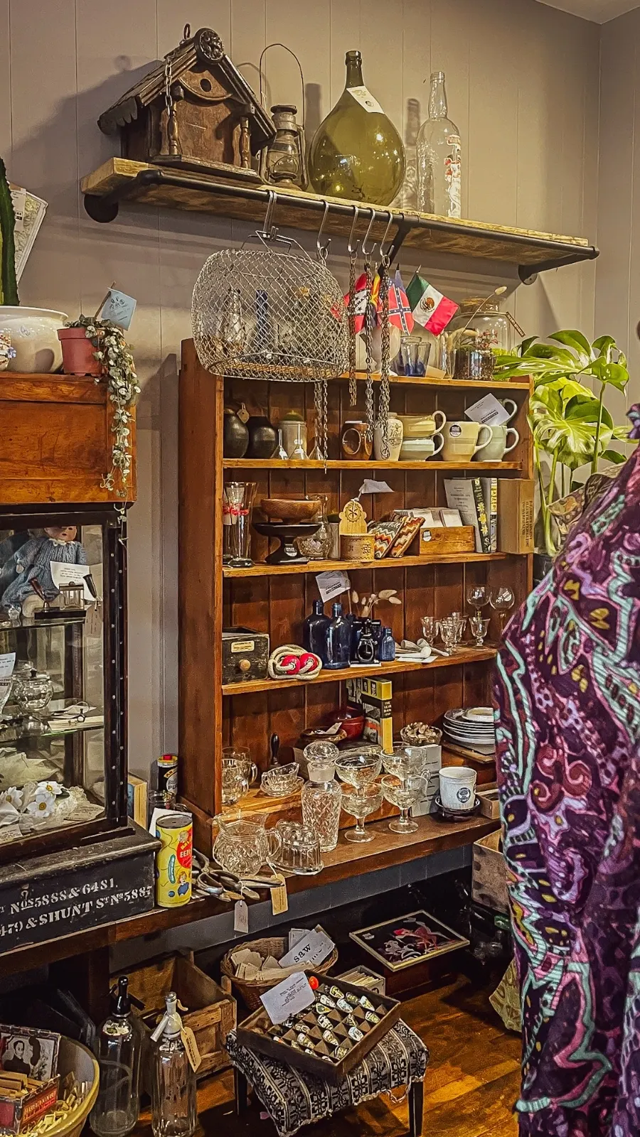 best vintage shops in london travel guide - london maltpress trading westow street crystal palace norwood review photos - best shopping spots in london antiques